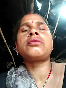 Snapshot of Hot_kiran4 chatting on 02-08-26, 10:07 Hot kiran4 online show from 02-08-26, 10:07