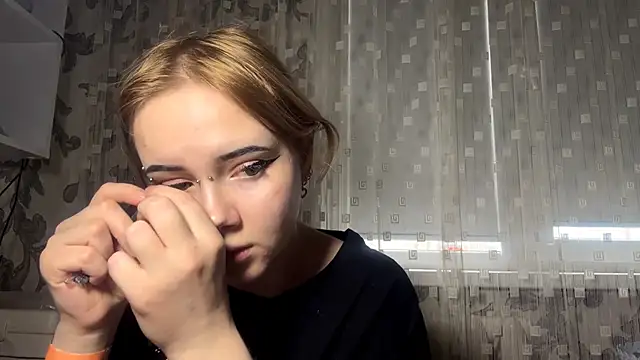 Snapshot of LedAffinity chatting on 02-15-26, 08:13 LedAffinity online show from 02-15-26, 08:13