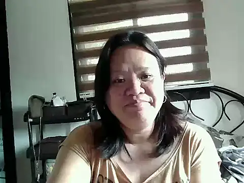 Snapshot of yummychubby29 chatting on 02-08-26, 04:05 yummychubby29 online show from 02-08-26, 04:05