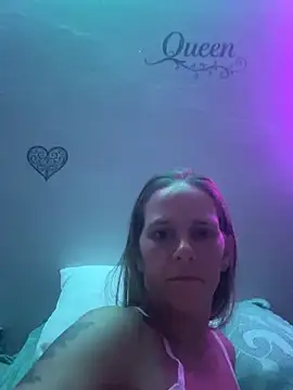 Snapshot of Shortie8787 chatting on 04-11-26, 06:40 Shortie8787 online show from 04-11-26, 06:40