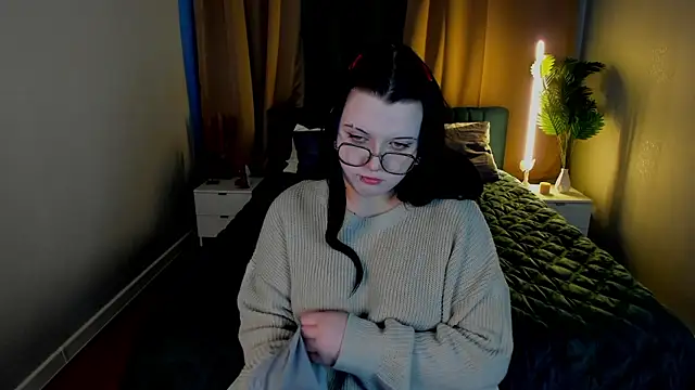 Snapshot of Kira_G0ld chatting on 02-26-26, 01:04 Kira G0ld online show from 02-26-26, 01:04