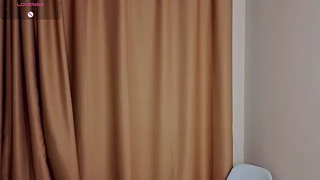 Snapshot of SupakuChan chatting on 02-13-26, 07:43 SupakuChan online show from 02-13-26, 07:43