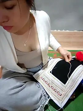 Snapshot of aki_zz69 chatting on 02-08-26, 08:29 aki zz69 online show from 02-08-26, 08:29