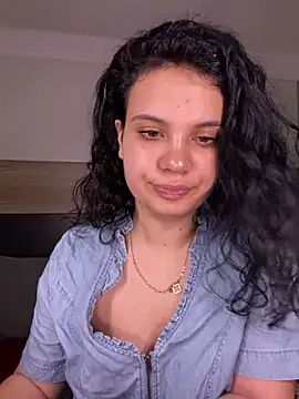 Karolina Velvet online show from 02-14-26, 10:50