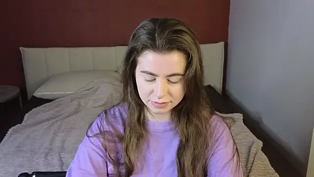 LovingWhisperr online show from 04-08-26, 01:16