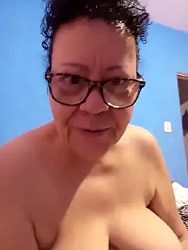 Snapshot of Luach chatting on 02-13-26, 08:32 Luach online show from 02-13-26, 08:32