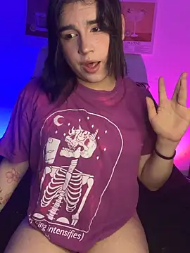 Daniellesins1 online show from 04-12-26, 06:51