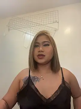 Snapshot of vien_pussy69 chatting on 06-19-26, 02:32 vien pussy69 online show from 06-19-26, 02:32