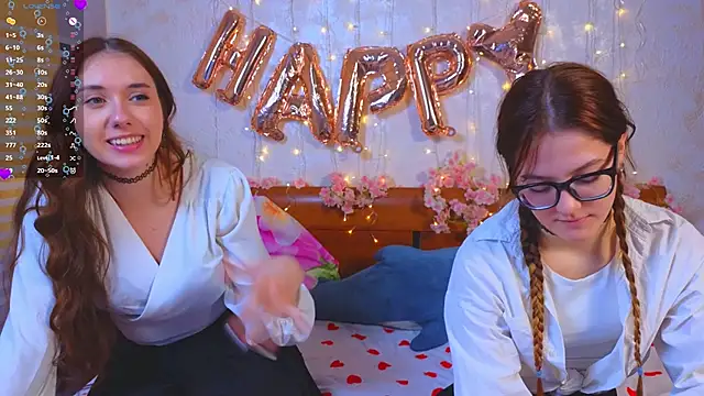 Snapshot of MelanieTwice chatting on 02-09-26, 12:53 MelanieTwice online show from 02-09-26, 12:53