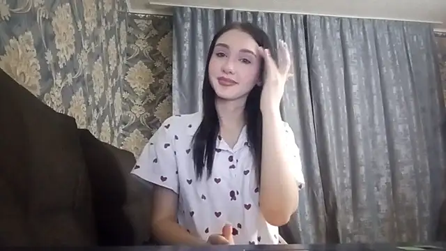 Snapshot of Anberri chatting on 02-13-26, 02:13 Anberri online show from 02-13-26, 02:13
