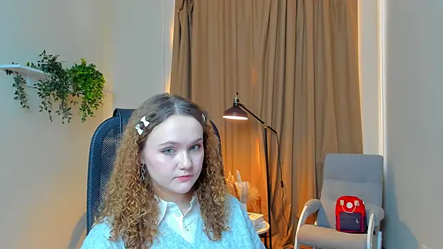 Snapshot of PaulFalha chatting on 02-04-26, 09:15 PaulFalha online show from 02-04-26, 09:15