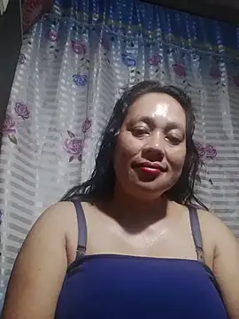 Snapshot of May_Bombs chatting on 02-23-26, 11:02 May Bombs online show from 02-23-26, 11:02