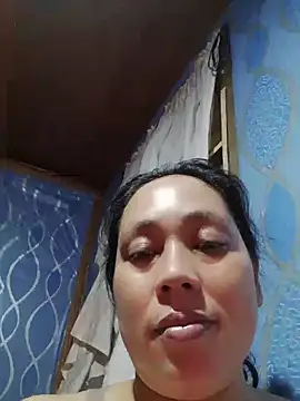 Snapshot of May_Bombs chatting on 06-04-26, 11:49 May Bombs online show from 06-04-26, 11:49