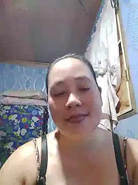 Snapshot of May_Bombs chatting on 06-18-26, 12:44 May Bombs online show from 06-18-26, 12:44