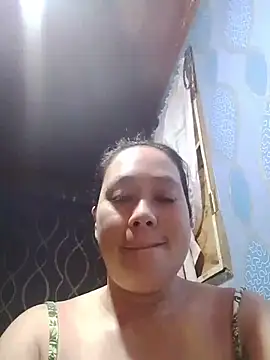 Snapshot of May_Bombs chatting on 06-19-26, 10:57 May Bombs online show from 06-19-26, 10:57