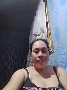 Snapshot of May_Bombs chatting on 07-02-26, 01:16 May Bombs online show from 07-02-26, 01:16