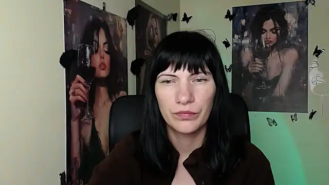 Snapshot of Rosalinda_ro chatting on 05-27-26, 04:42 Rosalinda ro online show from 05-27-26, 04:42