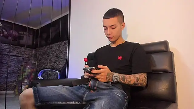 Dereck Boy  online show from 03-31-26, 03:19