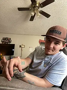 Snapshot of Horus1922 chatting on 02-26-26, 04:50 Horus1922 online show from 02-26-26, 04:50