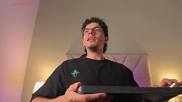 Axel Creed online show from 02-26-26, 02:27