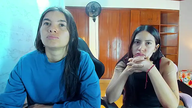 Snapshot of Emily_and_Soffy chatting on 02-07-26, 12:42 Emily and Soffy online show from 02-07-26, 12:42