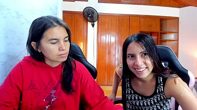 Snapshot of Emily_and_Soffy chatting on 02-19-26, 12:01 Emily and Soffy online show from 02-19-26, 12:01