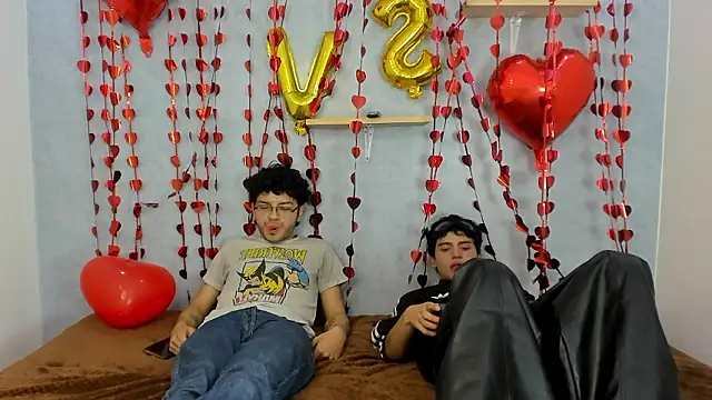 Eliotkinky online show from 02-18-26, 05:09