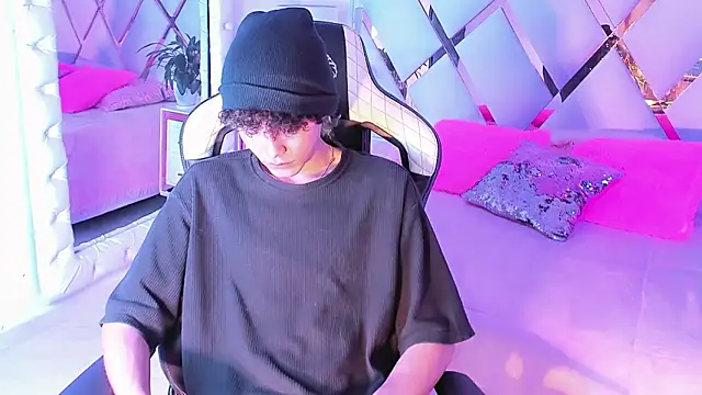 thanier 18 online show from 02-27-26, 07:36