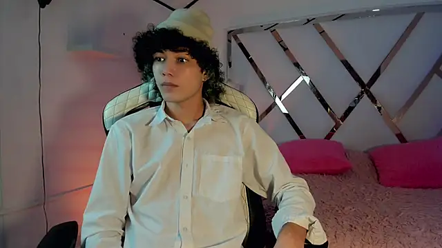 thanier 18 online show from 05-19-26, 08:04