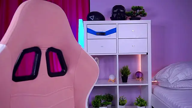 MistyReeds online show from 02-14-26, 06:21