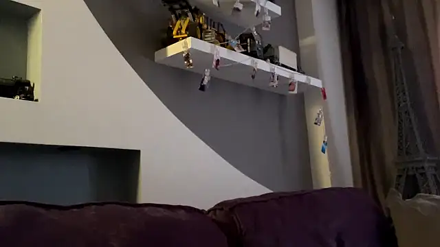 Snapshot of JeneeEady chatting on 02-08-26, 08:07 JeneeEady online show from 02-08-26, 08:07