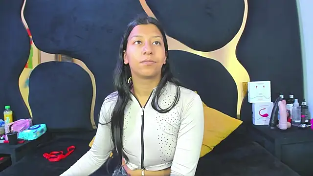 Snapshot of Vaneline2 chatting on 07-11-26, 02:42 Vaneline2 online show from 07-11-26, 02:42