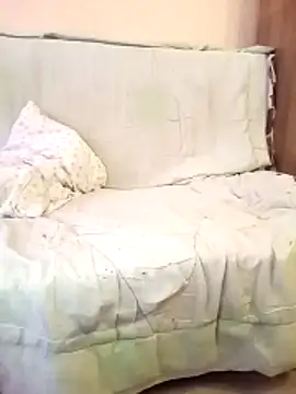 Snapshot of red_misstess_wow chatting on 02-11-26, 07:13 red misstess wow online show from 02-11-26, 07:13