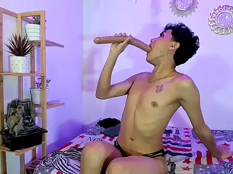 Snapshot of Snover_hot2006 chatting on 03-02-26, 05:08 Snover hot2006 online show from 03-02-26, 05:08