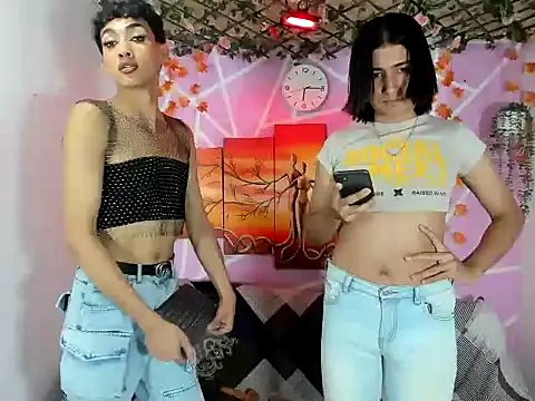 Snapshot of Snover_hot2006 chatting on 03-03-26, 02:18 Snover hot2006 online show from 03-03-26, 02:18