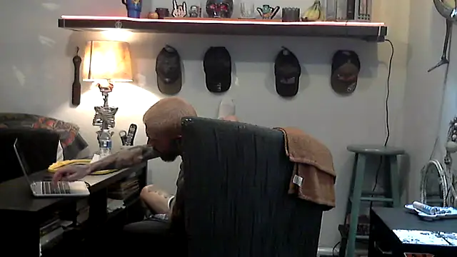 F D R  online show from 03-19-26, 05:33