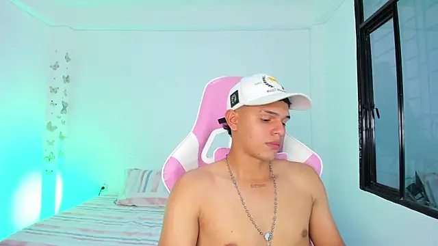 Snapshot of Adrian_Prime_ chatting on 02-04-26, 06:36 Adrian Prime online show from 02-04-26, 06:36