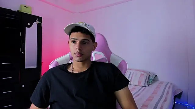 Snapshot of Adrian_Prime_ chatting on 02-14-26, 06:59 Adrian Prime online show from 02-14-26, 06:59