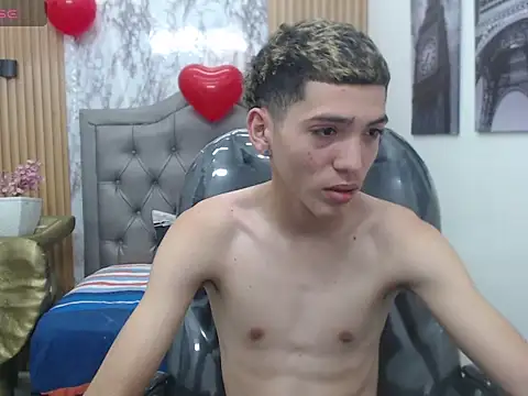 Snapshot of Asher_costa chatting on 02-19-26, 06:26 Asher costa online show from 02-19-26, 06:26