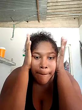 Snapshot of bubygrandes chatting on 02-05-26, 06:34 bubygrandes online show from 02-05-26, 06:34