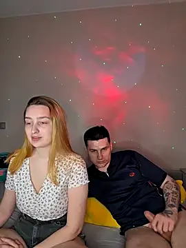 Snapshot of ToxyFoxyy chatting on 02-04-26, 12:00 ToxyFoxyy online show from 02-04-26, 12:00