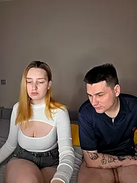 Snapshot of ToxyFoxyy chatting on 02-05-26, 02:00 ToxyFoxyy online show from 02-05-26, 02:00