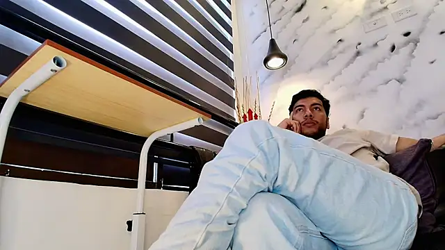 Max Hornye online show from 02-21-26, 07:15