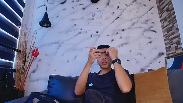 Max Hornye online show from 03-19-26, 06:34