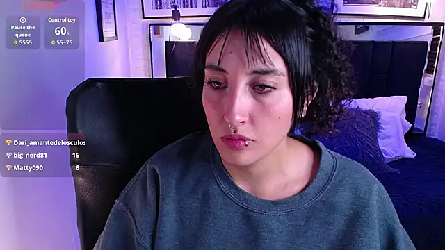 Snapshot of ladyraing chatting on 02-28-26, 09:43 ladyraing online show from 02-28-26, 09:43