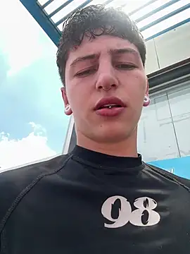 ARON LUXX online show from 03-07-26, 05:43