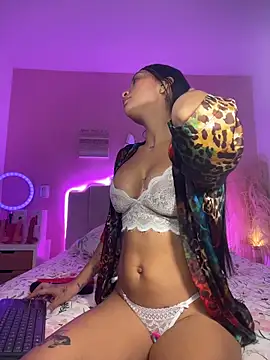 Snapshot of SofiaSiren chatting on 03-03-26, 02:07 SofiaSiren online show from 03-03-26, 02:07