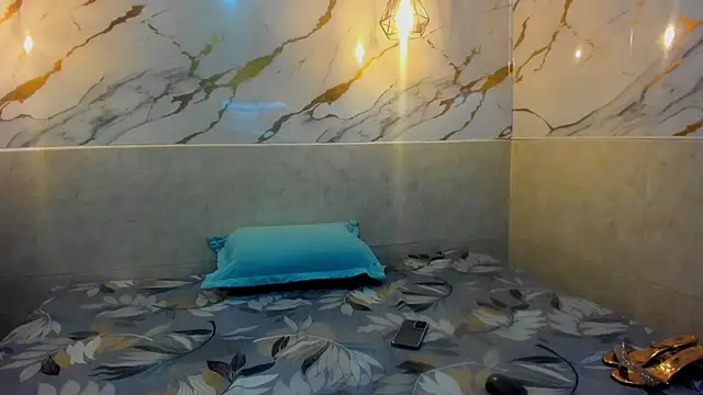 Snapshot of _Nadiiaa chatting on 02-05-26, 11:48 Nadiiaa online show from 02-05-26, 11:48