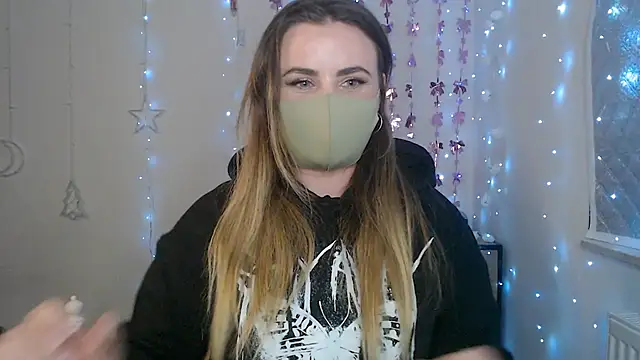 Avelina1 online show from 04-18-26, 09:04