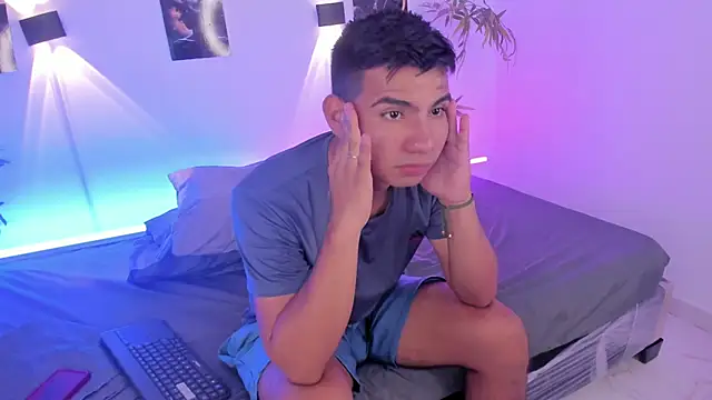 blacke1 online show from 02-11-26, 01:32